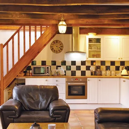 1 Bedroom In * Guern